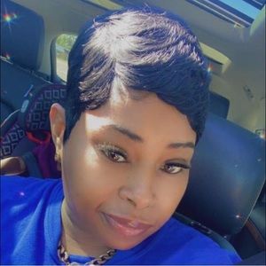 Meet your Posher, Tenisha